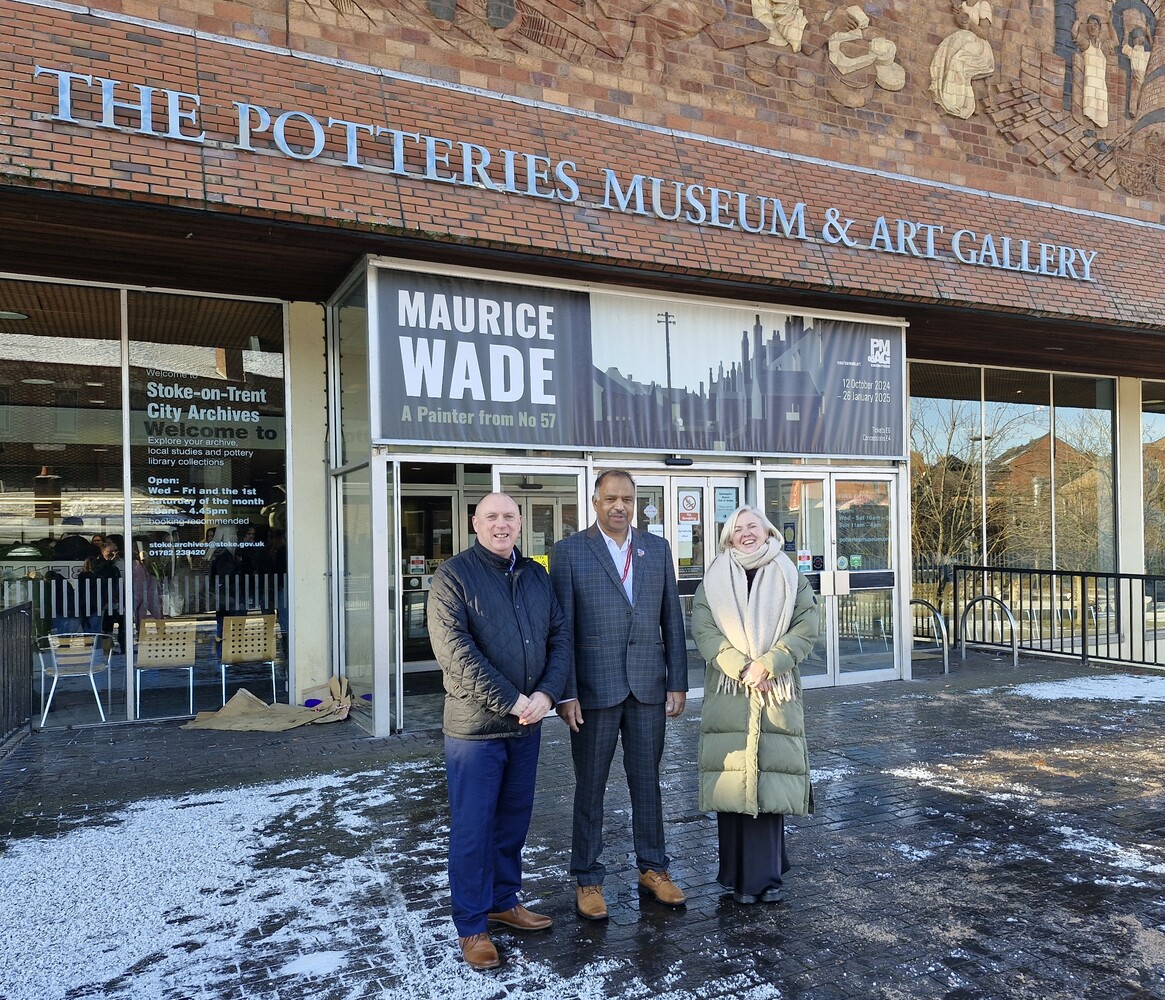 en Lee Shaw, Commercial Manager - Seddon, left; Deputy Council Leader, and cabinet member for city pride, enforcement and sustainability, Councillor Amjid Wazir OBE; and Katy Harris, Pre-Construction Director - Seddon outside the Potteries Museum & Art Gallery.